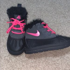 toddler ACG boots 8c